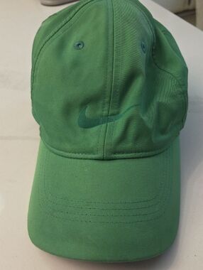 Nike Unisex Green W/green  Swoosh Cap